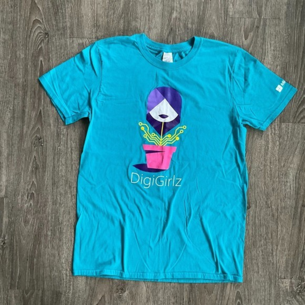 DigiGirlz Microsoft Tshirt Colorful Floral Size Medium‎ Short Sleeve